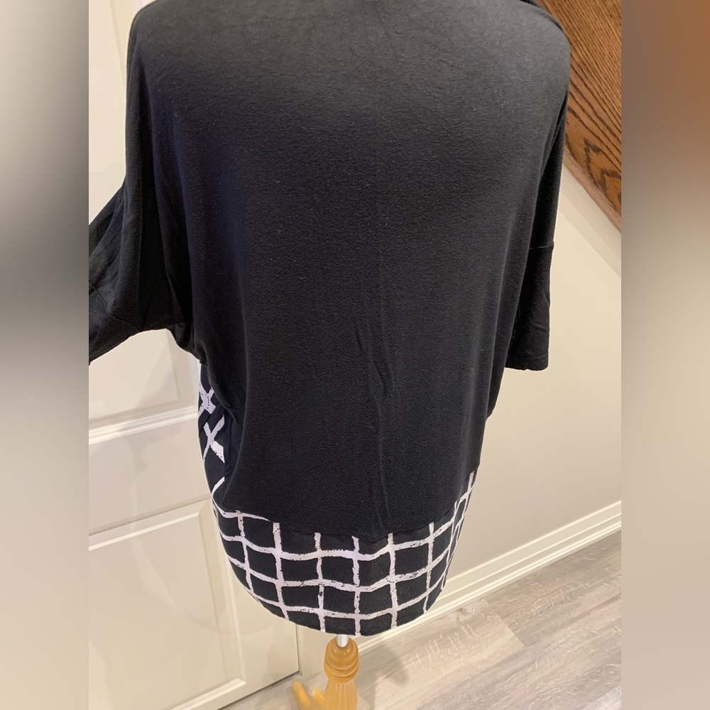 Long length top - Picture 2 of 5
